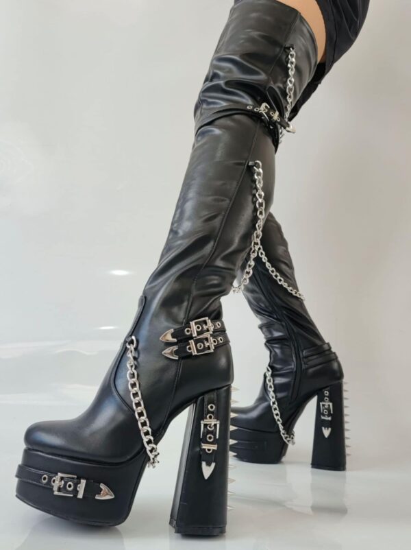 Chain Boots