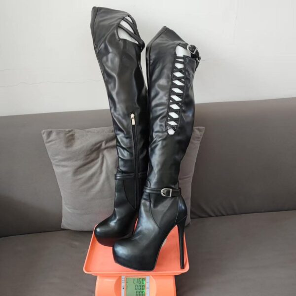 Black thick heel boots